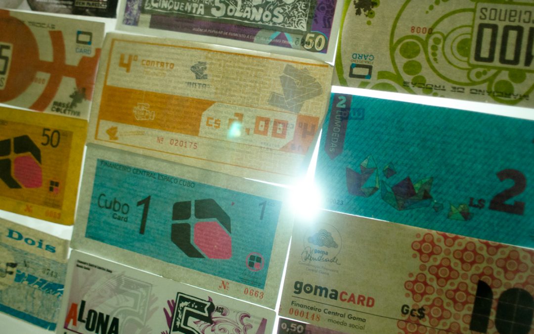 Moeda social Fora do Eixo CARD